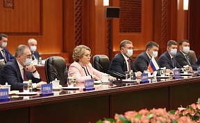 В. Матвиенко: На парламенты России и Китая возлагается особая миссия по адаптации законодательств к новым условиям работы В. Матвиенко: На парламенты России и Китая возлагается особая миссия по адаптации законодательств к новым условиям работы