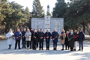 В Китае прошло памятное мероприятие, посвященное Дню Неизвестного Солдата В Китае прошло памятное мероприятие, посвященное Дню Неизвестного Солдата