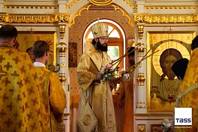 О торжественных мероприятиях по случаю 15-летия освящения храма Успения Пресвятой Богородицы О торжественных мероприятиях по случаю 15-летия освящения храма Успения Пресвятой Богородицы