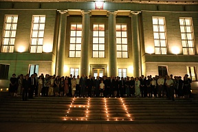 В Посольстве прошла акция "Свеча памяти" В Посольстве прошла акция "Свеча памяти"