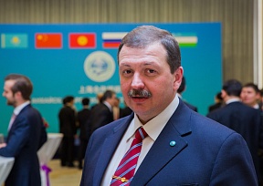 The article by the Minister Counselor of the Russian Embassy in China, permanent representative of Russia to the Secretariat of the SCO Dmitrii Lukiantsev